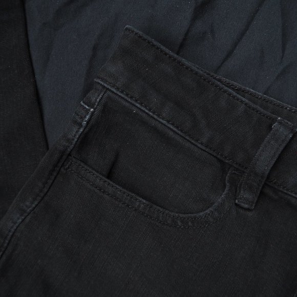 360˚ Super Stretch Hi-Rise Jegging - Picture 6 of 9